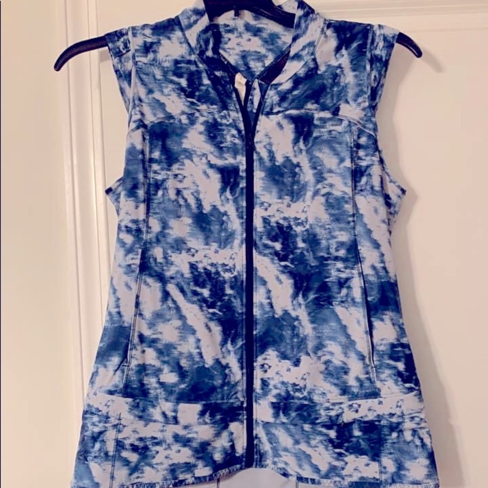 COPY - Lululemon running vest